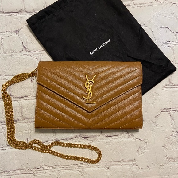 Saint Laurent - Picture 3 of 13